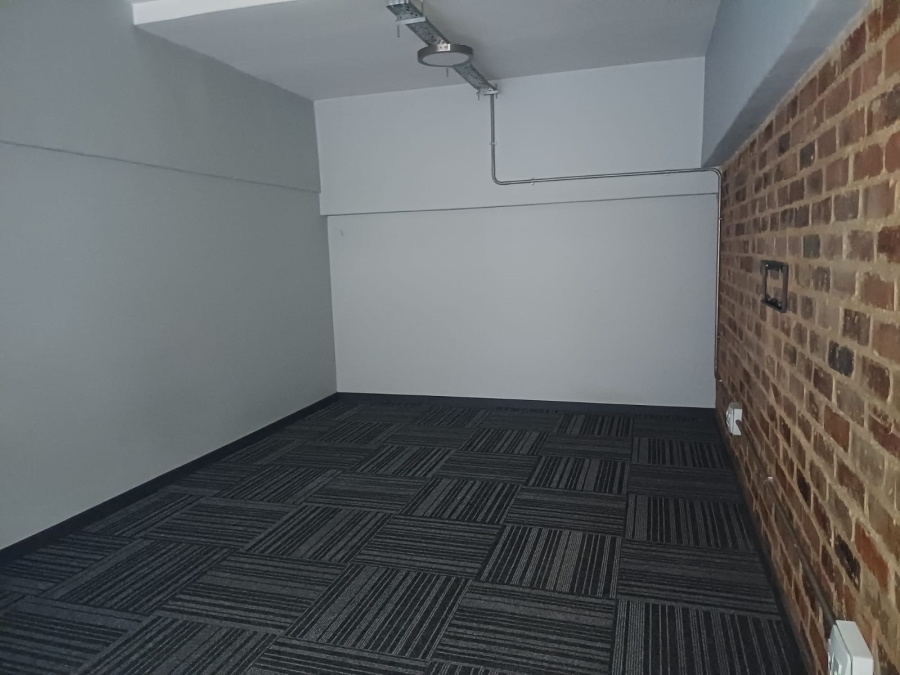 To Let 2 Bedroom Property for Rent in Braamfontein Gauteng