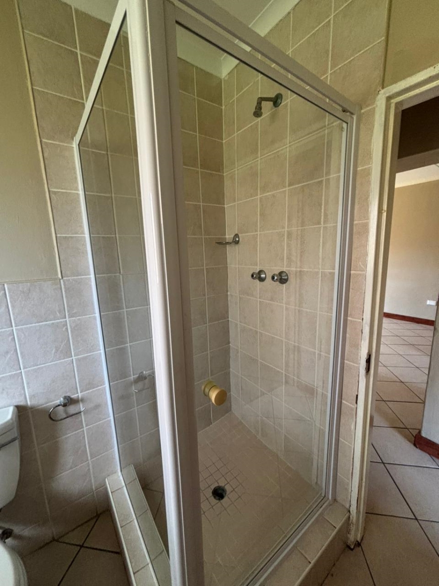2 Bedroom Property for Sale in Groblerpark Gauteng