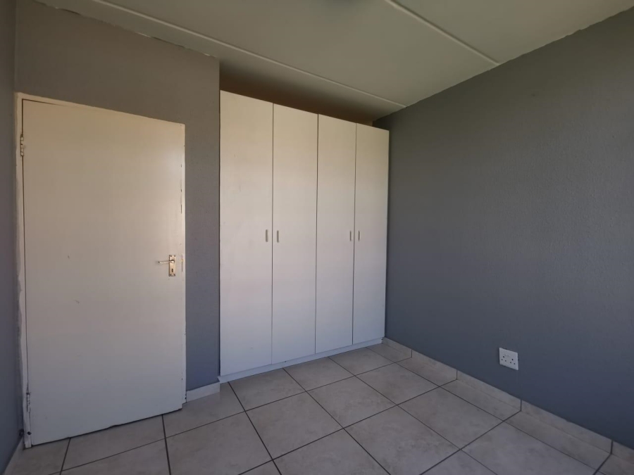 2 Bedroom Property for Sale in Laser Park Gauteng