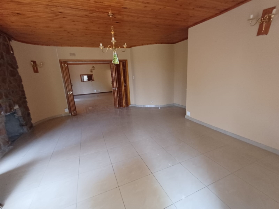 4 Bedroom Property for Sale in Noordheuwel Gauteng