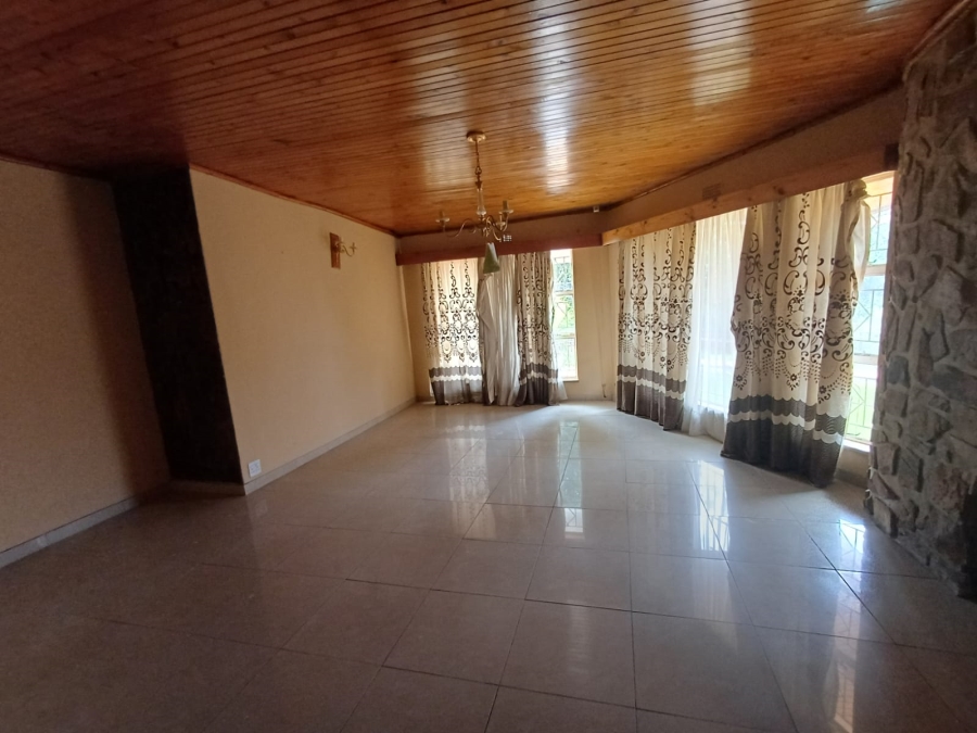4 Bedroom Property for Sale in Noordheuwel Gauteng