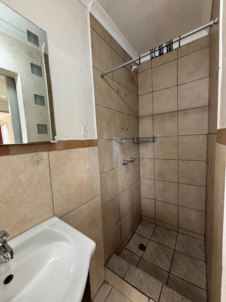 1 Bedroom Property for Sale in Horison Gauteng