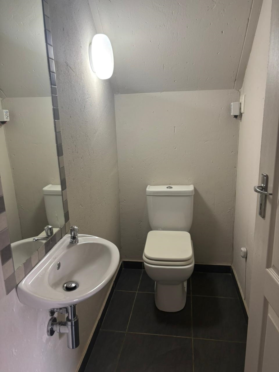 2 Bedroom Property for Sale in Honeydew Gauteng