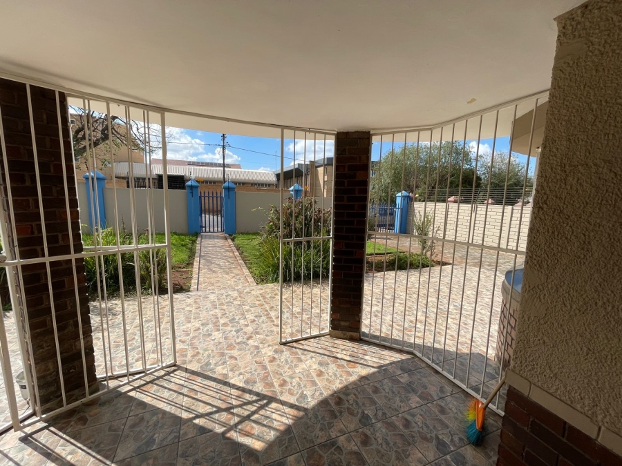 Commercial Property for Sale in Kempton Park Central Gauteng