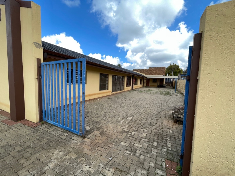 Commercial Property for Sale in Kempton Park Central Gauteng