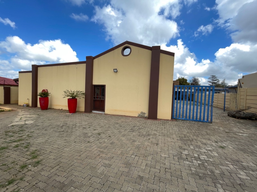 Commercial Property for Sale in Kempton Park Central Gauteng