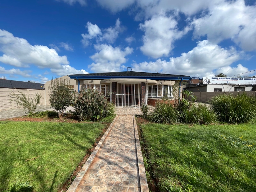 Commercial Property for Sale in Kempton Park Central Gauteng