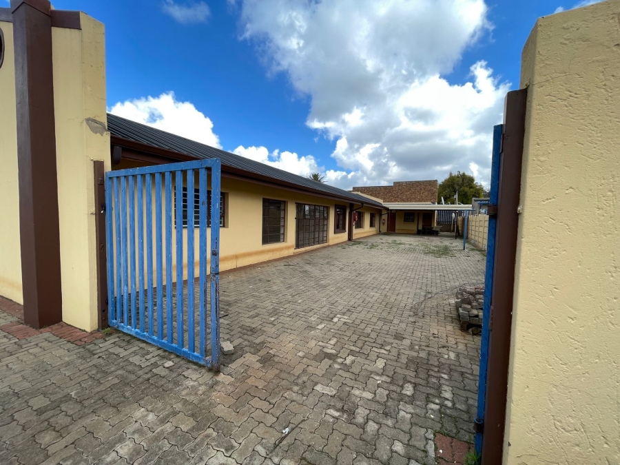 Commercial Property for Sale in Kempton Park Central Gauteng