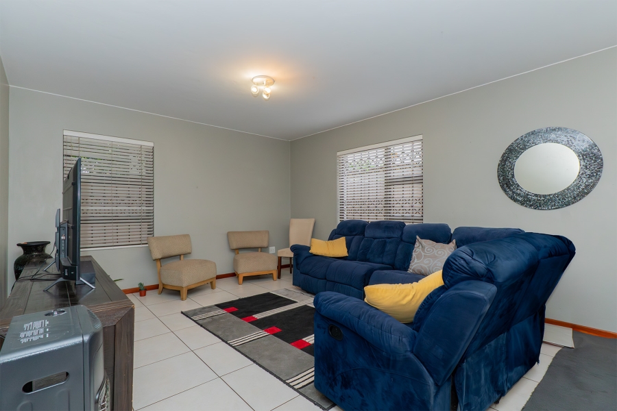 3 Bedroom Property for Sale in Edenvale Central Gauteng