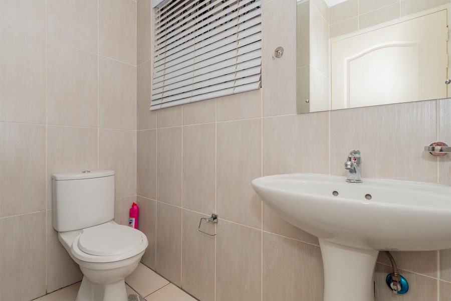 3 Bedroom Property for Sale in Edenvale Central Gauteng