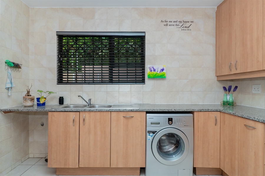 3 Bedroom Property for Sale in Edenvale Central Gauteng