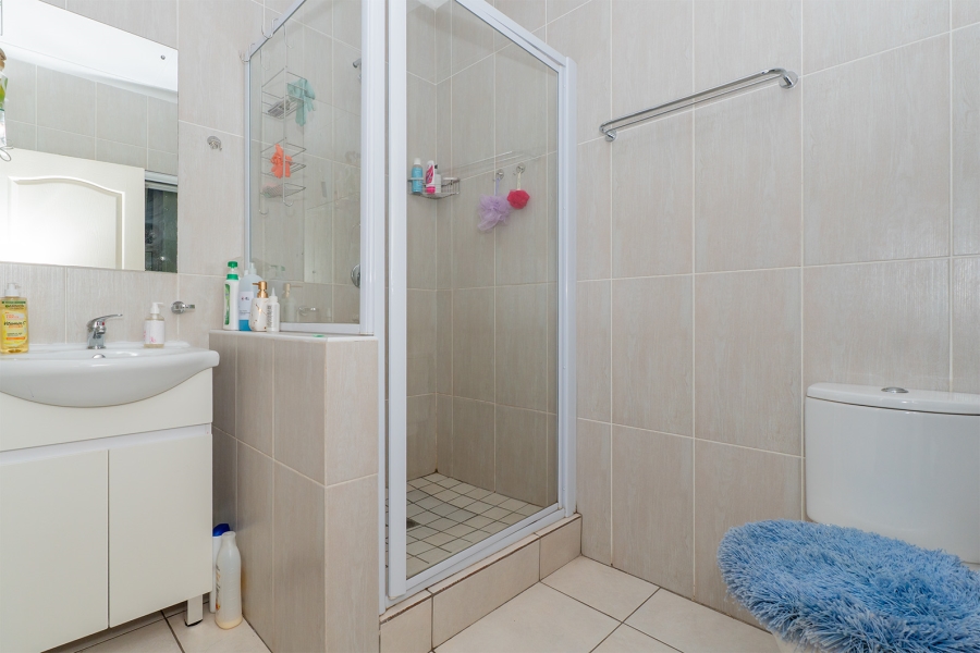 3 Bedroom Property for Sale in Edenvale Central Gauteng