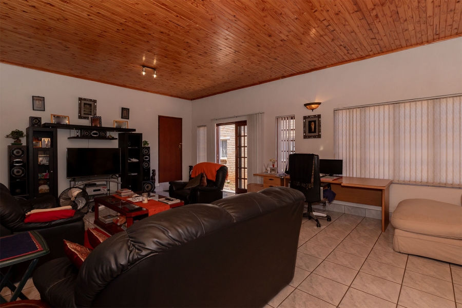 4 Bedroom Property for Sale in Highway Gardens Gauteng