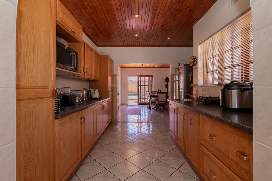 4 Bedroom Property for Sale in Highway Gardens Gauteng