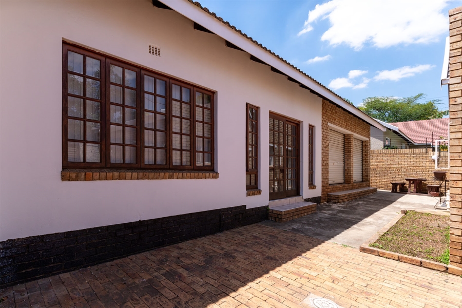 4 Bedroom Property for Sale in Highway Gardens Gauteng