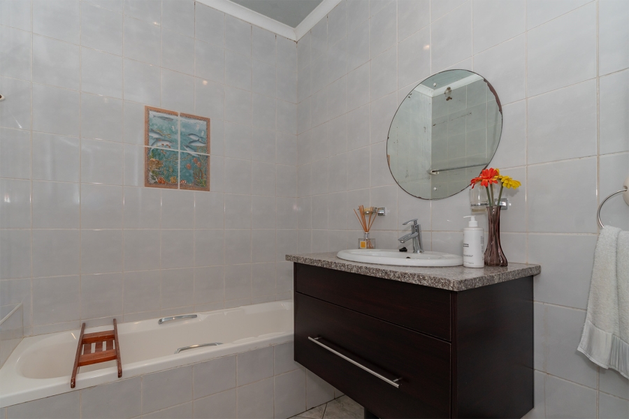 4 Bedroom Property for Sale in Highway Gardens Gauteng