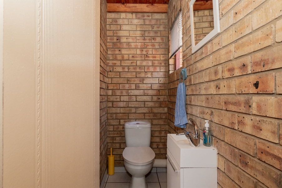 4 Bedroom Property for Sale in Highway Gardens Gauteng