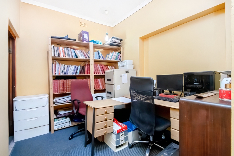 4 Bedroom Property for Sale in Wilro Park Gauteng