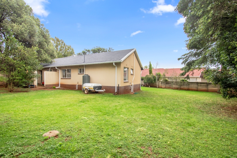 4 Bedroom Property for Sale in Wilro Park Gauteng