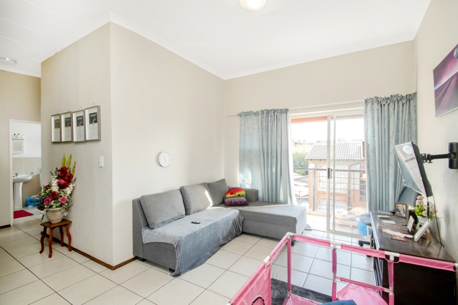 2 Bedroom Property for Sale in Laser Park Gauteng