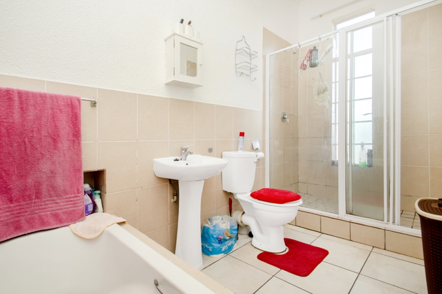 2 Bedroom Property for Sale in Laser Park Gauteng