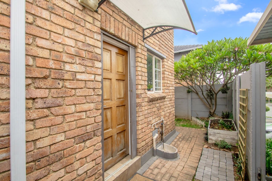2 Bedroom Property for Sale in Bellairspark Gauteng
