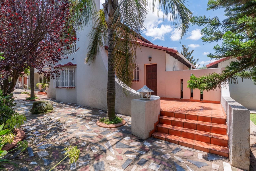 5 Bedroom Property for Sale in Dalpark Gauteng