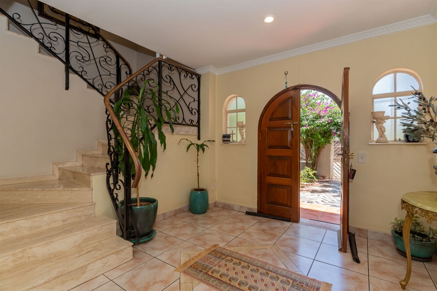 5 Bedroom Property for Sale in Dalpark Gauteng