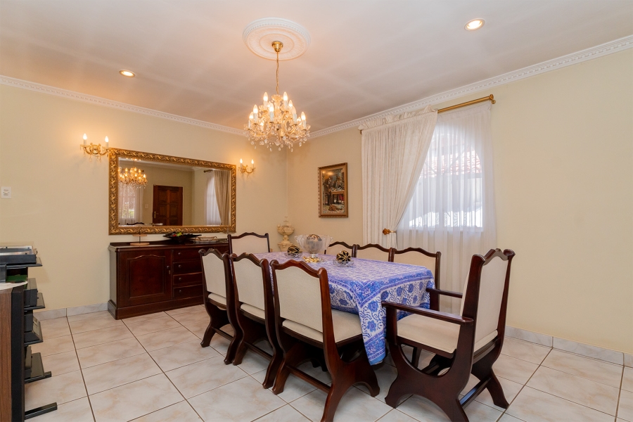 5 Bedroom Property for Sale in Dalpark Gauteng