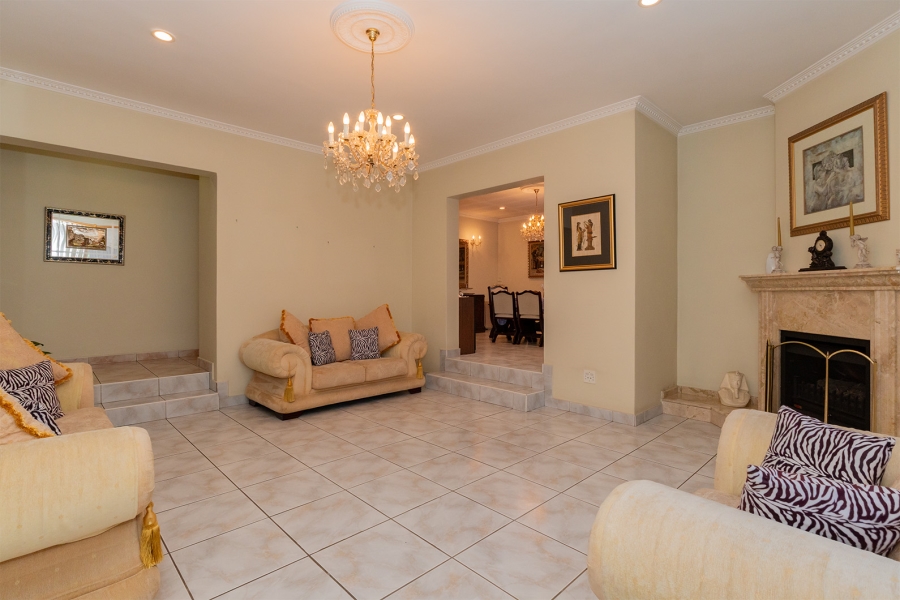 5 Bedroom Property for Sale in Dalpark Gauteng