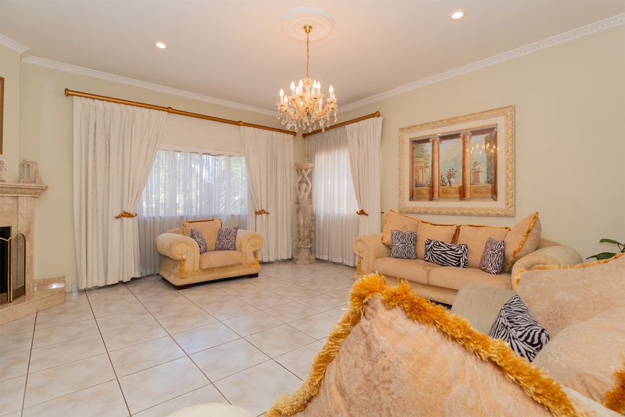 5 Bedroom Property for Sale in Dalpark Gauteng