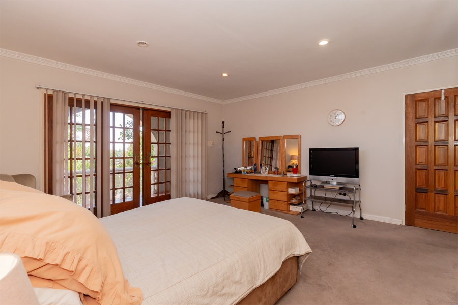 5 Bedroom Property for Sale in Dalpark Gauteng