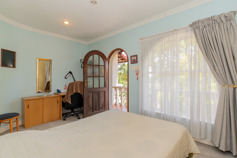 5 Bedroom Property for Sale in Dalpark Gauteng