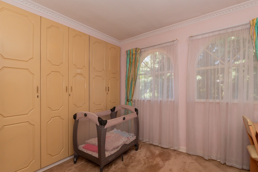 5 Bedroom Property for Sale in Dalpark Gauteng