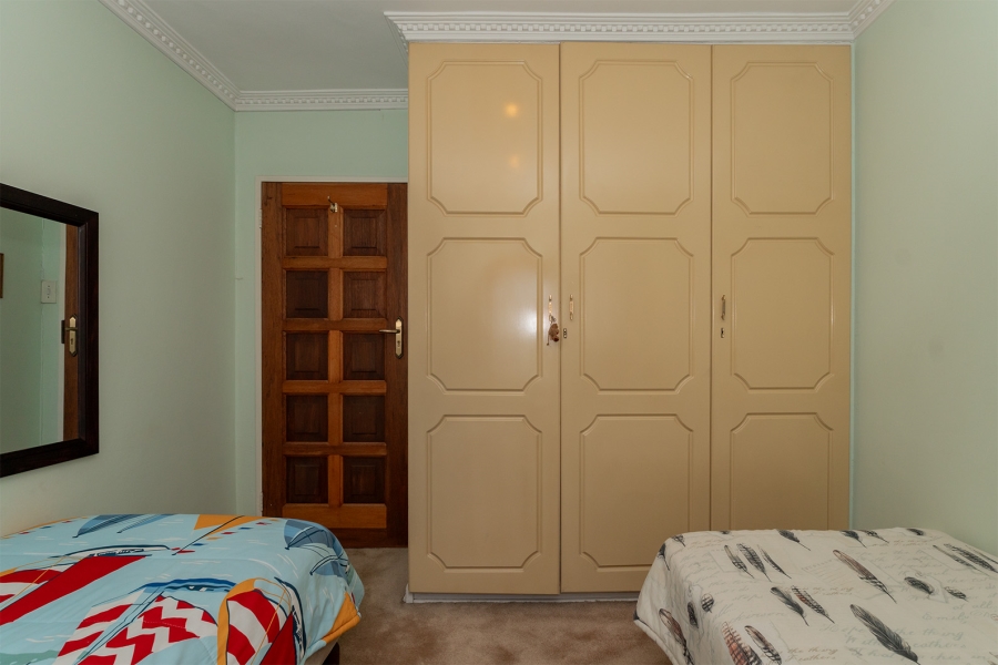 5 Bedroom Property for Sale in Dalpark Gauteng