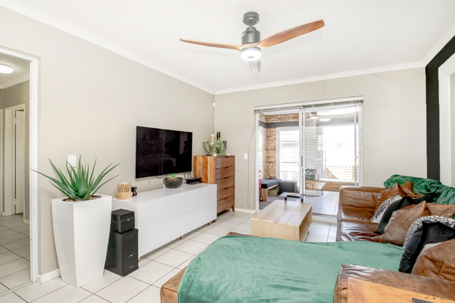 3 Bedroom Property for Sale in Wilgeheuwel Gauteng