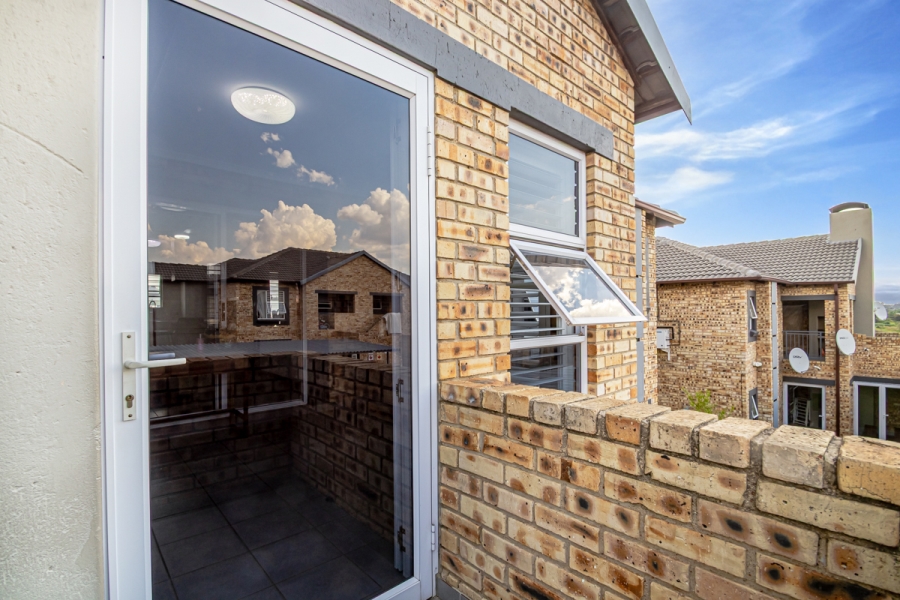 3 Bedroom Property for Sale in Wilgeheuwel Gauteng