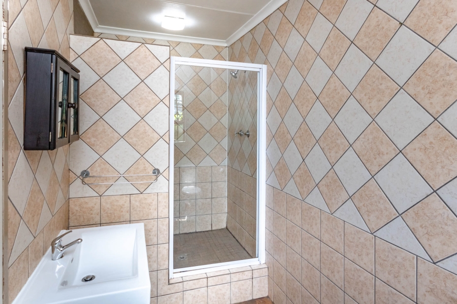 5 Bedroom Property for Sale in Benoni AH Gauteng