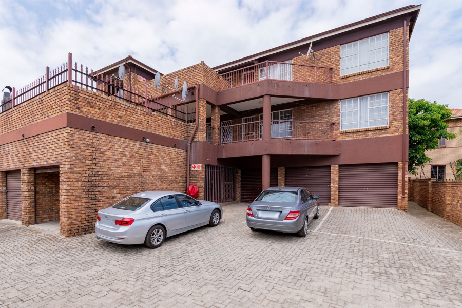 2 Bedroom Property for Sale in Croydon Gauteng