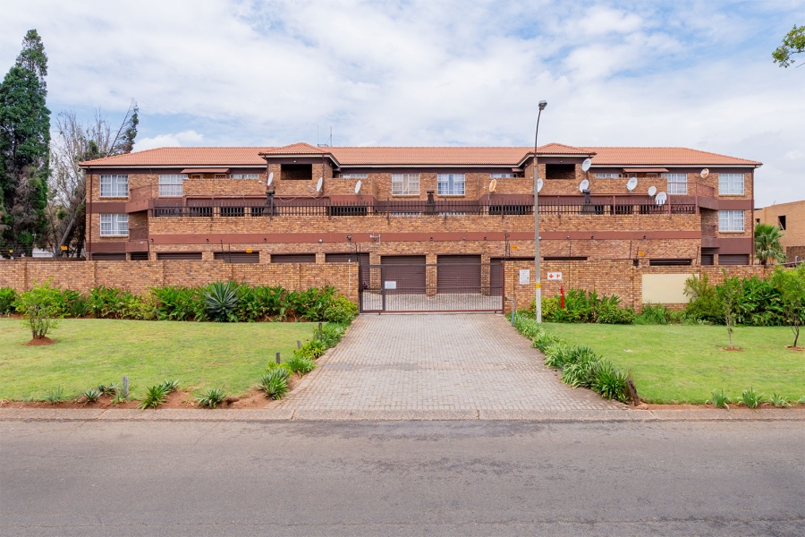 2 Bedroom Property for Sale in Croydon Gauteng