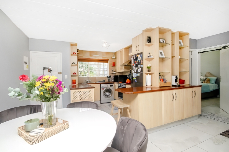 2 Bedroom Property for Sale in Strathavon Gauteng