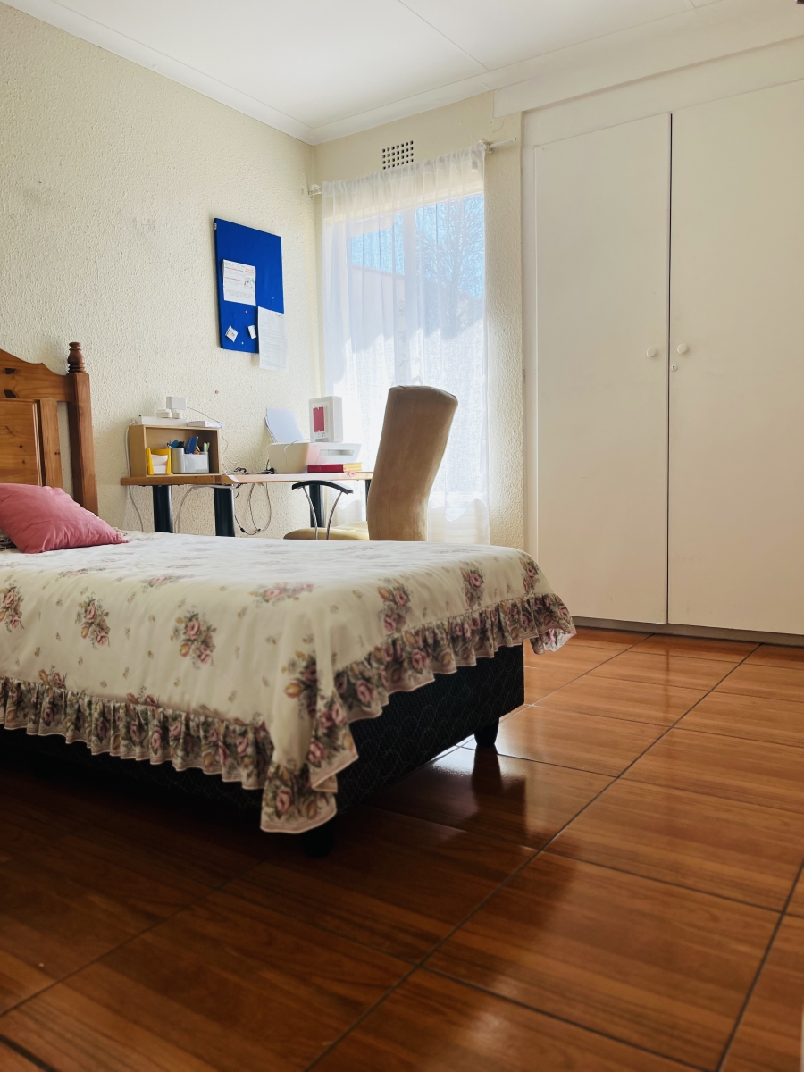 2 Bedroom Property for Sale in Primrose Hill Gauteng