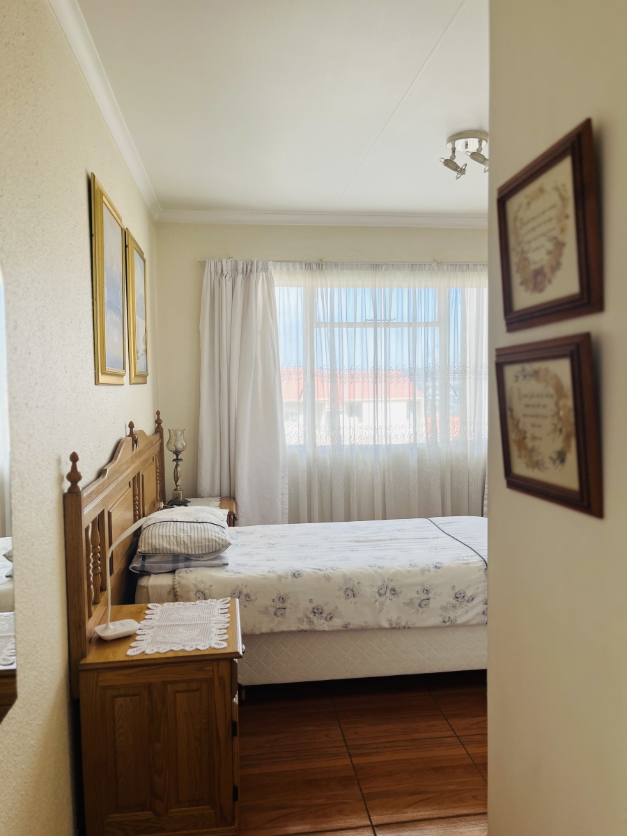 2 Bedroom Property for Sale in Primrose Hill Gauteng