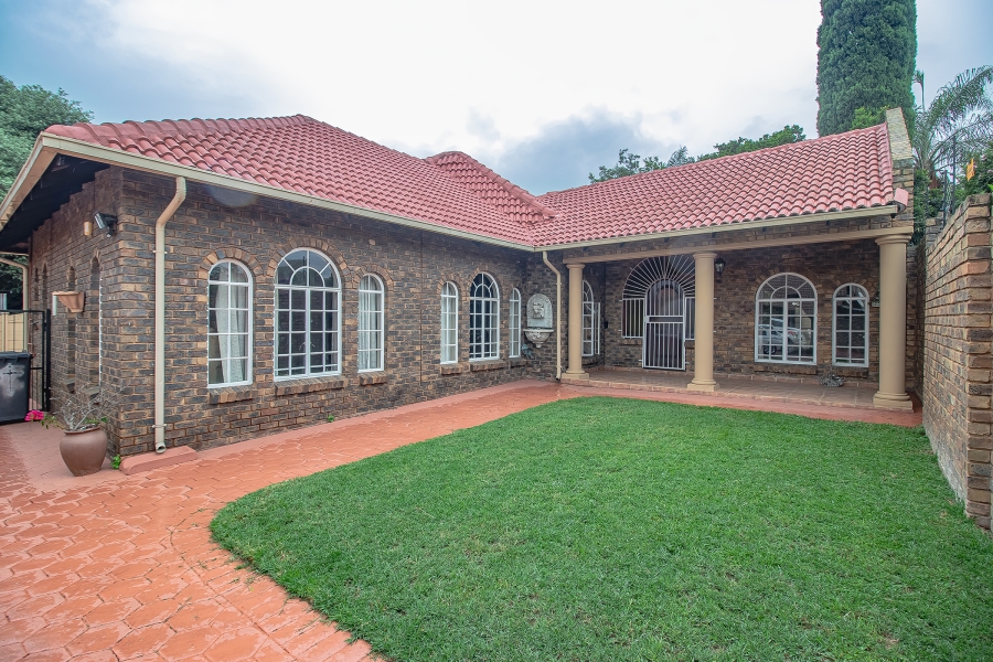 3 Bedroom Property for Sale in Rietfontein Gauteng