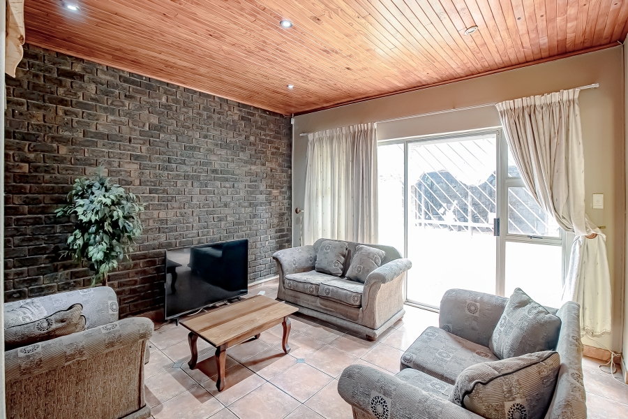 3 Bedroom Property for Sale in Rietfontein Gauteng