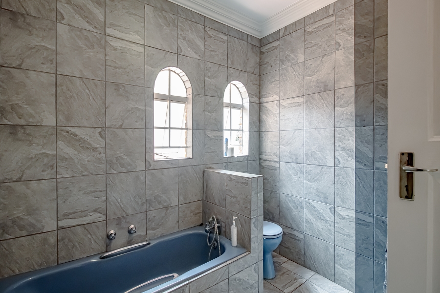 3 Bedroom Property for Sale in Rietfontein Gauteng