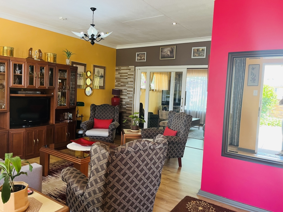 3 Bedroom Property for Sale in Marlands Gauteng