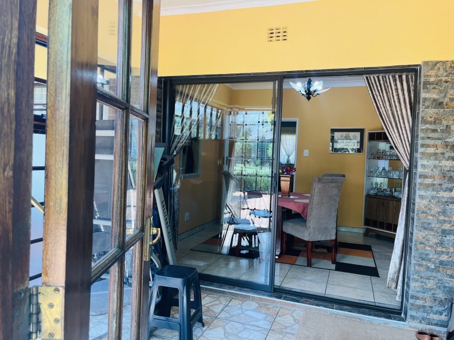 3 Bedroom Property for Sale in Marlands Gauteng