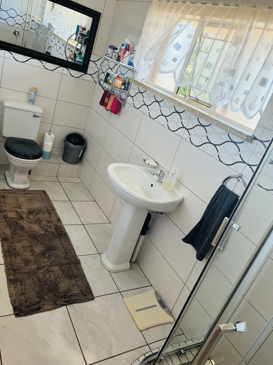 3 Bedroom Property for Sale in Marlands Gauteng