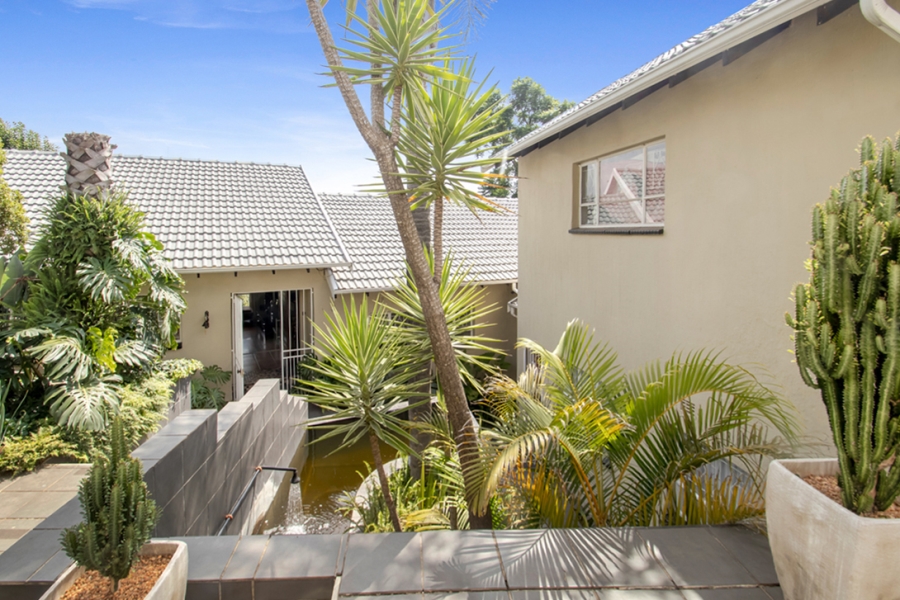 4 Bedroom Property for Sale in Roodekrans Gauteng